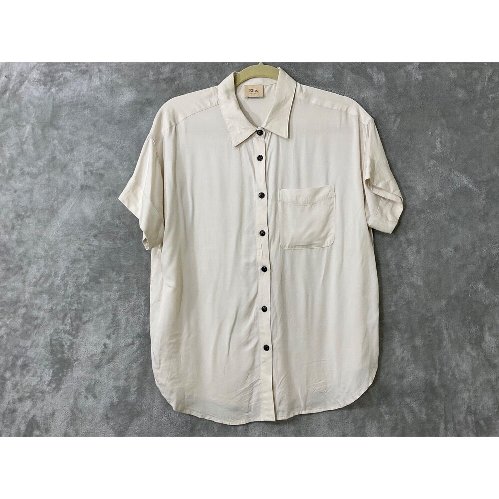 Elie Tahari Collared Button-Up Camp shirt women’s M Ivory short Sleeve pocket